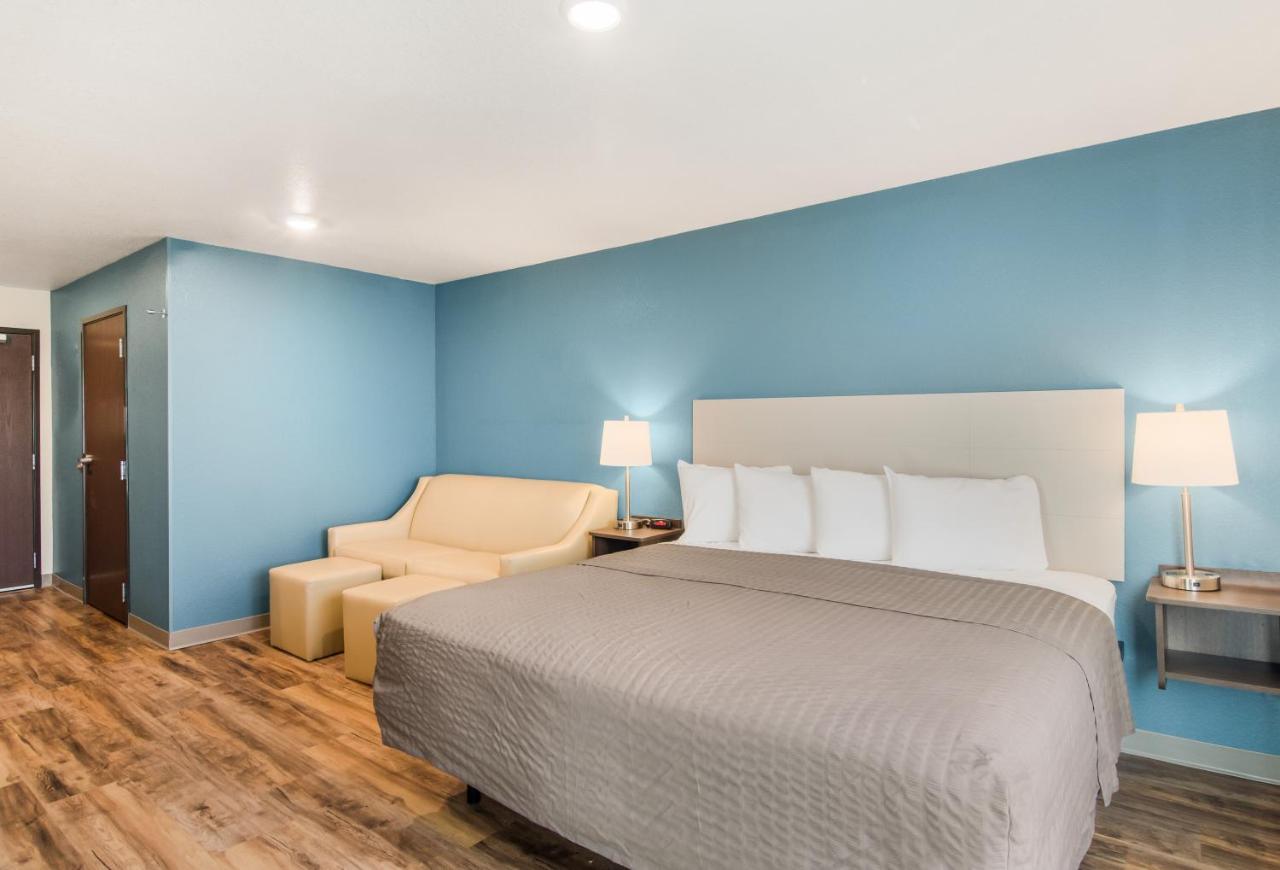 Woodspring Suites Thornton-North Denver Экстерьер фото